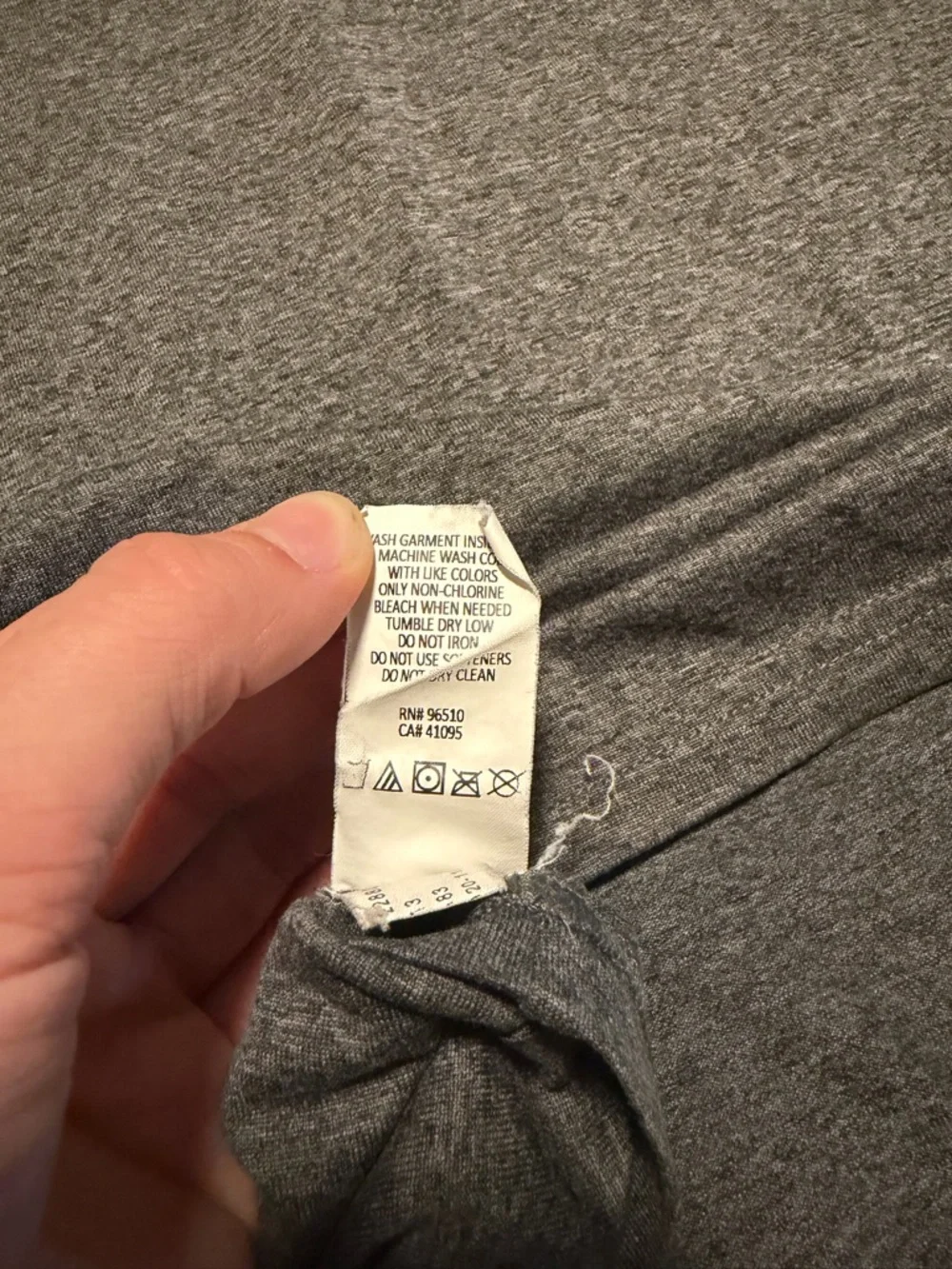 Under Armour Boy's Gray Short‎ Sleeve Athletic Tee with Black Logo Size XL